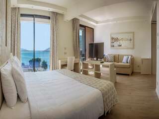 Отель Palmon Bay Hotel & Spa Херцег-Нови Улучшенный двухместный номер с 1 кроватью и балконом, вид на море-1