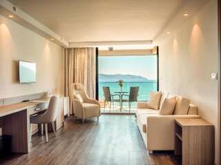 Отель Palmon Bay Hotel & Spa Херцег-Нови Суперлюкс с балконом и видом на море-2