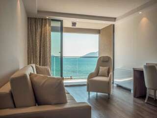 Отель Palmon Bay Hotel & Spa Херцег-Нови Суперлюкс с балконом и видом на море-3